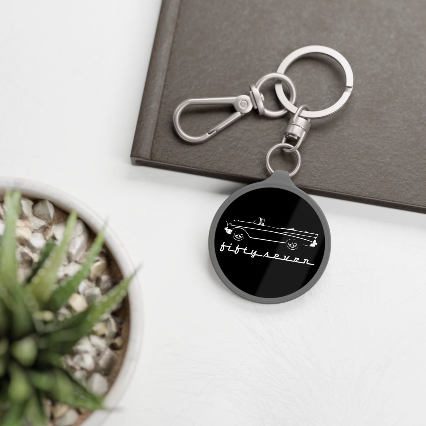 Fifty-Seven Keychain Black